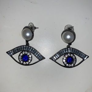 Eye Earrings